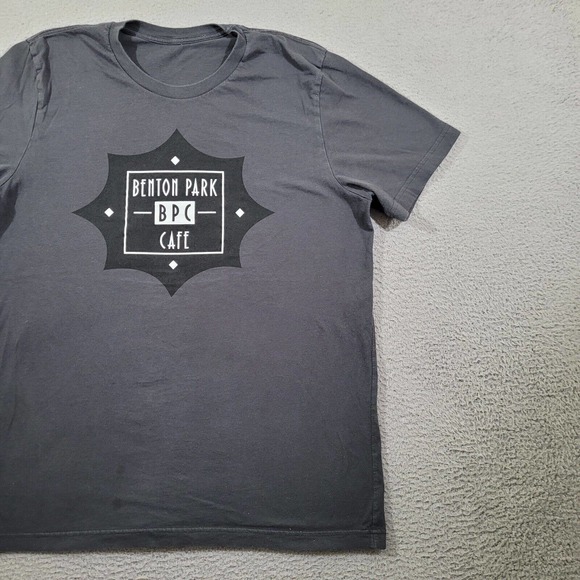 Benton Park Cafe Shirt Womens Medium Gray Crew‎ Neck Short Sleeve Graphic Tee - Picture 6 of 11